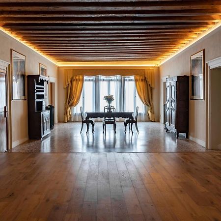 Palazzo Titti Rialto Suites Wenecja Zewnętrze zdjęcie