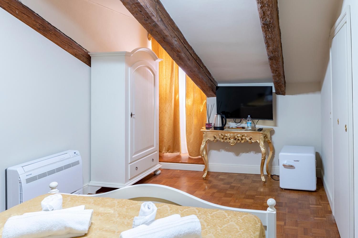 Palazzo Titti Rialto Suites Wenecja Zewnętrze zdjęcie