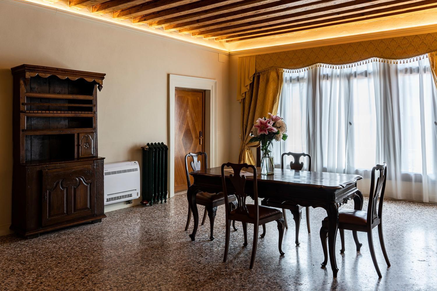 Palazzo Titti Rialto Suites Wenecja Zewnętrze zdjęcie