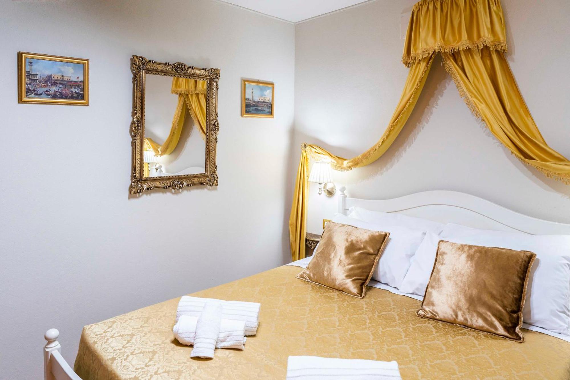 Palazzo Titti Rialto Suites Wenecja Zewnętrze zdjęcie