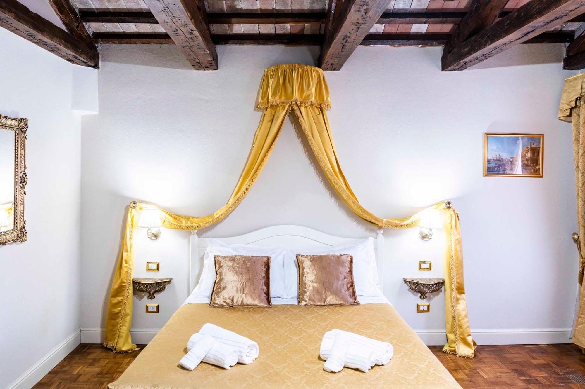 Palazzo Titti Rialto Suites Wenecja Zewnętrze zdjęcie