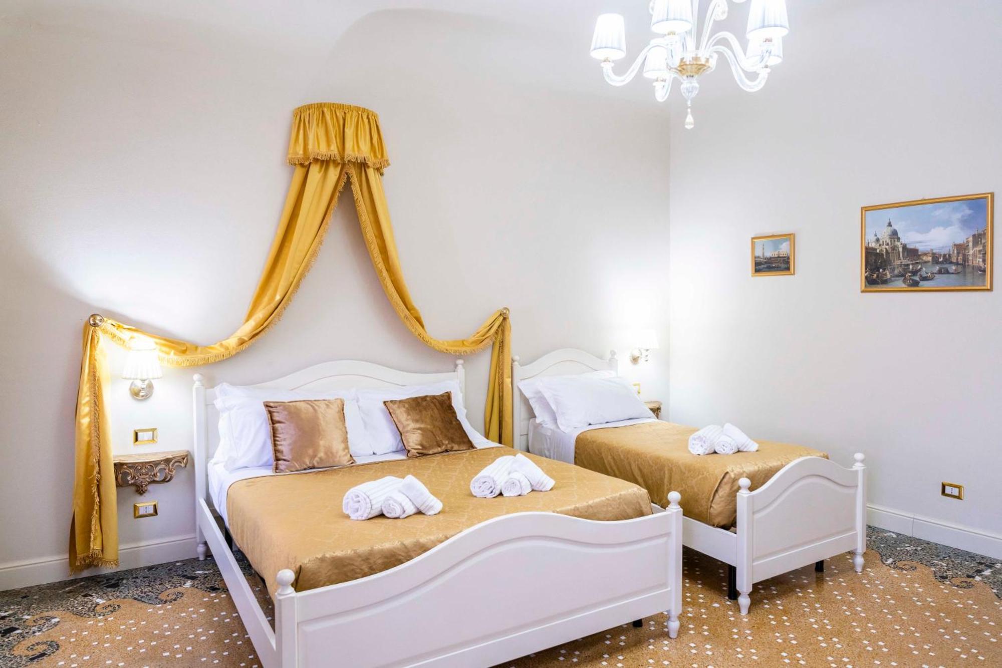 Palazzo Titti Rialto Suites Wenecja Zewnętrze zdjęcie